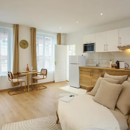 L'amour Vrai - -t2 Elegant Et Romantique Lägenhet